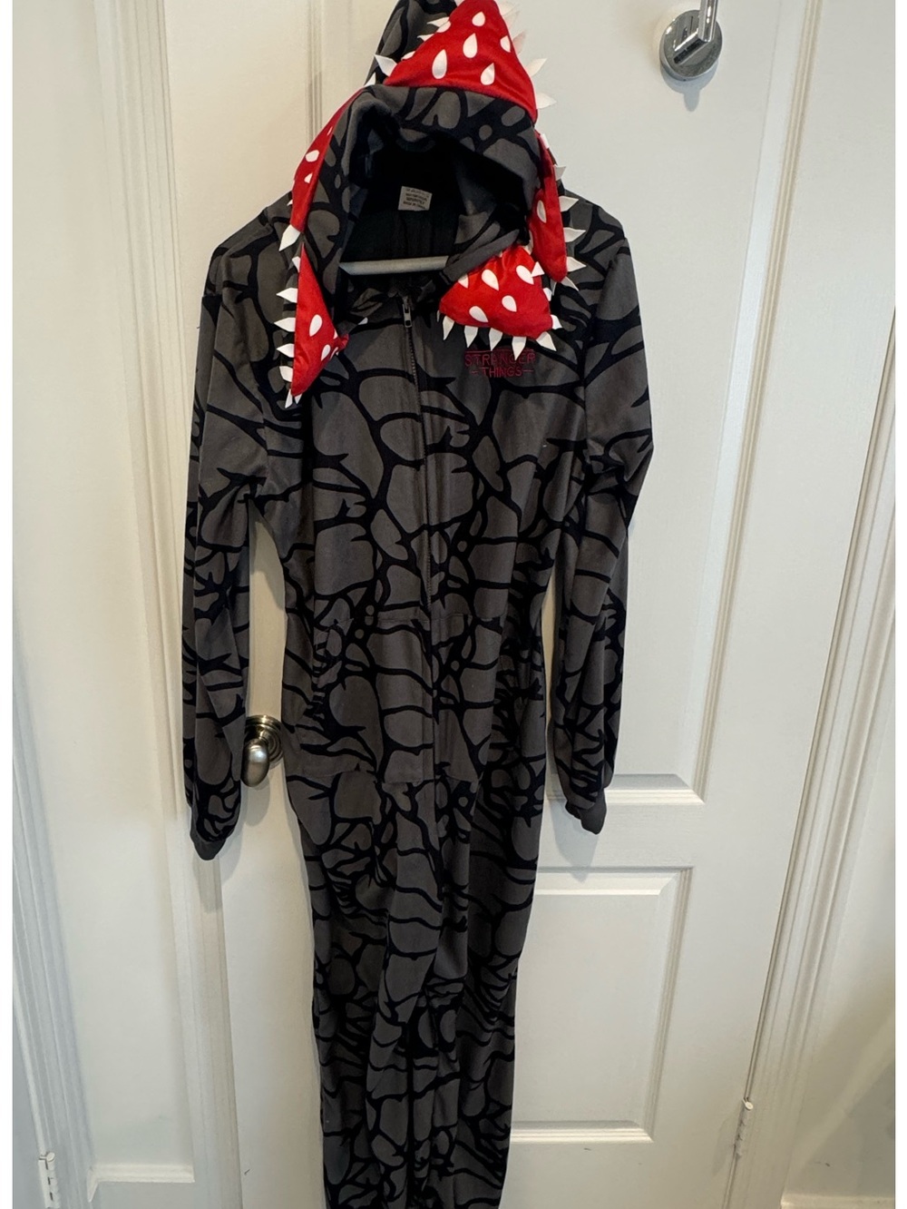 Stranger Things Demogorgon Onesie Pajama Jumpsuit/ Halloween Costume Adult Small